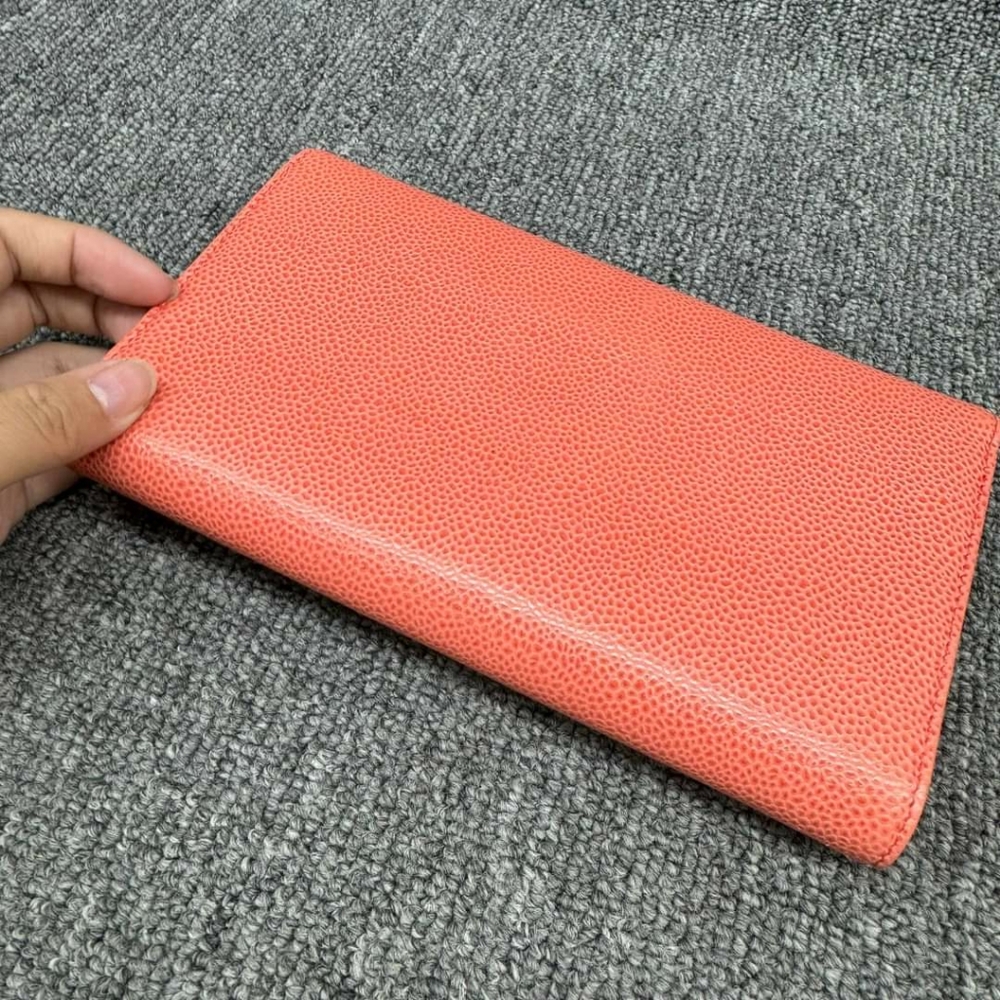 100% Authentic CHANEL Leather Wallet - Picture 6 of 16